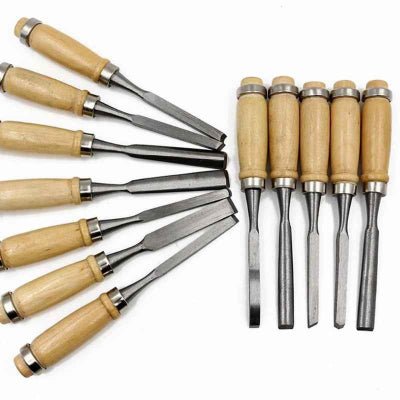 Ciseau à bois disposés en éventail