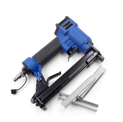 Agrafeuse pneumatique et agrafes 