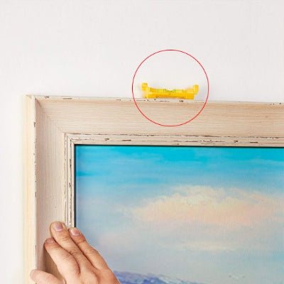 Bulle à niveau utilisation pour mettre à niveau un câdre