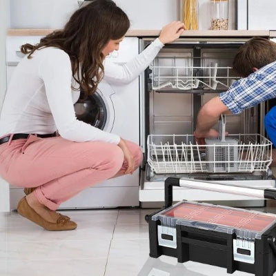 Caisse a outils utilisée pour réparatioins domestique