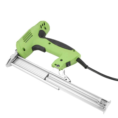 Clouteuse electrique chargeur ouvert