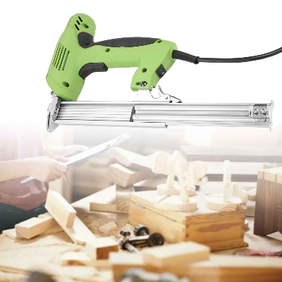Clouteuse electrique utilisation bois