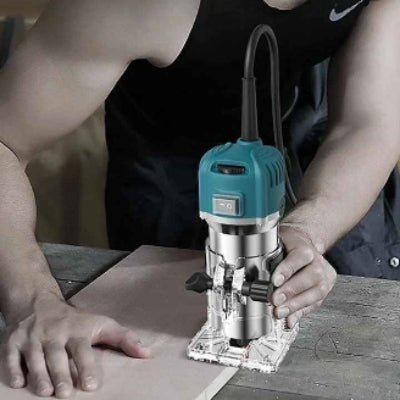 Défonceuse utiliser dans un atelier de menuiserie