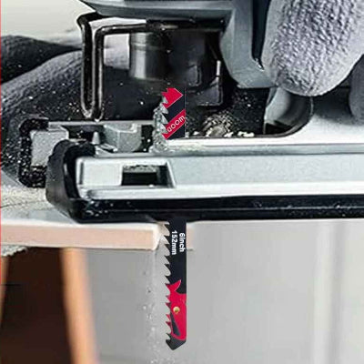 Lame scie sauteuse utilisée pour coupe de panneaux de fibres