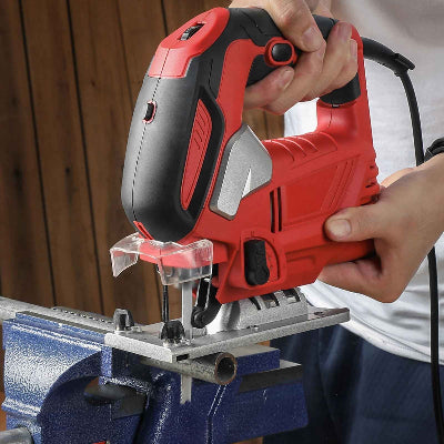 Lames pour scie sauteuse utilisée pour couper tuyau métal
