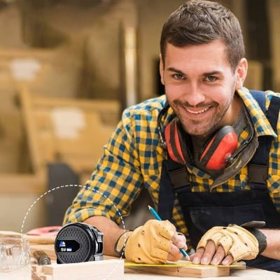 Metre ruban utilisation par un menuisier