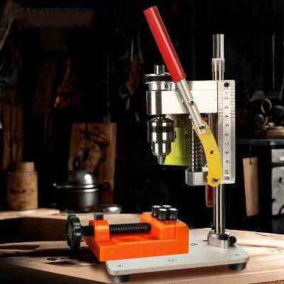 Mini perceuse a colonne 120W sur établi