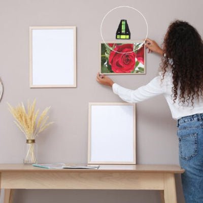 Niveau à bulle pour installation de câdres