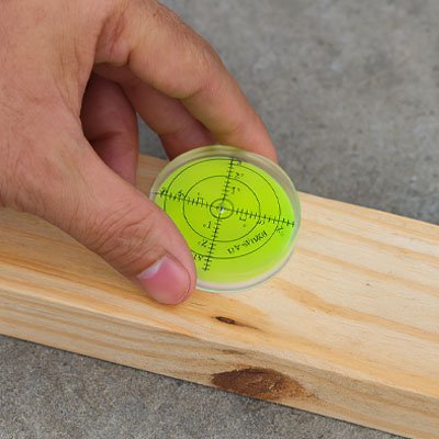 Niveau à bulle circulaire