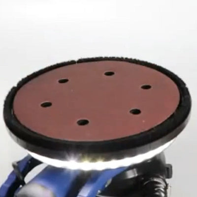 Disque abrasif 225 mm à 6 trous installé sur ponceuse girafe