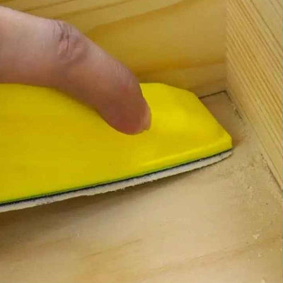 Petite ponceuse à main utilisation pour coins