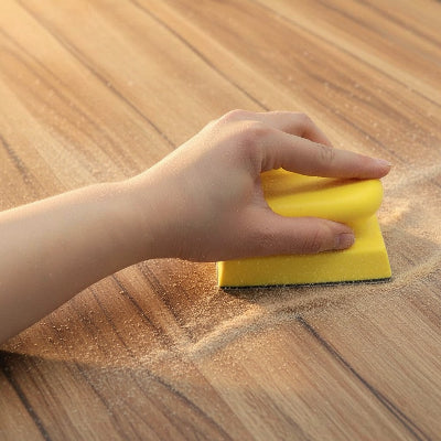 Ponceuse ergonomique de forme rectangulaire fond bois