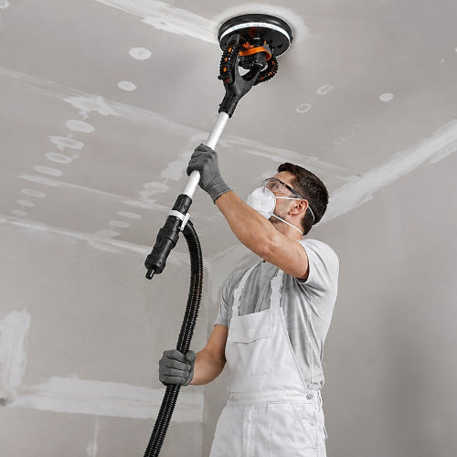Ponceuse girafe professionnelle PowerFinish 1050W utilisée pour poncer un plafond