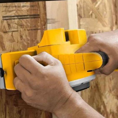 Rabot electrique Précision Pro sur un chantier de construction