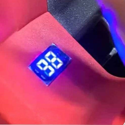 Scie circulaire sans fil voyant charge limineux