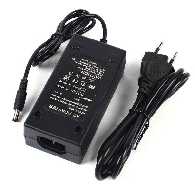 Scie circulaire sur table chargeur CE