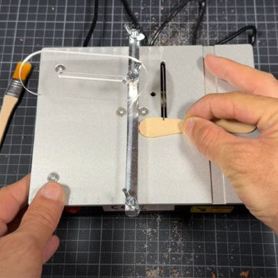 Scie circulaire sur table compact pro utilisation petit morceau bois