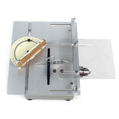 Scie circulaire sur table vue du dessus