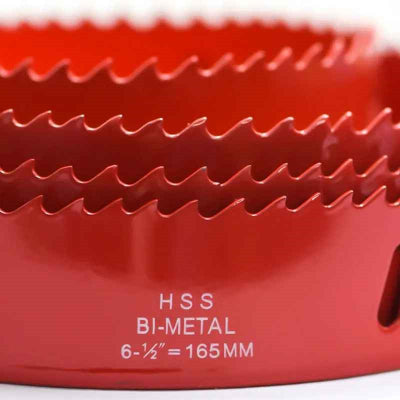 Scie cloche M42 bimétallique orange de 165 mm en gros plan