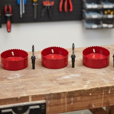 Scie cloche sur établi